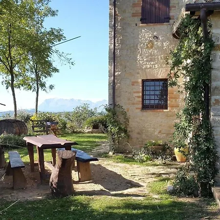 Charmantes Bauernhaus In Penna San Giovanni *