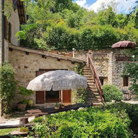 Holiday home Charmantes Bauernhaus In Penna San Giovanni Penna San Giovanni