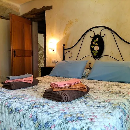 Holiday home Charmantes Bauernhaus In Penna San Giovanni *